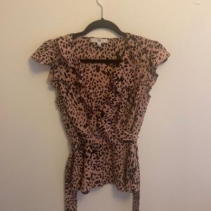 Printed top with cinched waist